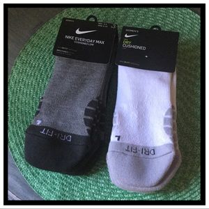 NWT Nike Dri-Cushioned Low Cut Socks
